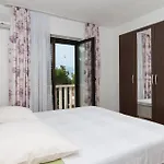 13 Apartman