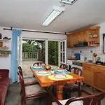 13 Apartman *
