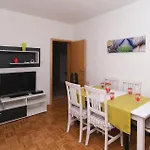 Apartman 13 Supetar