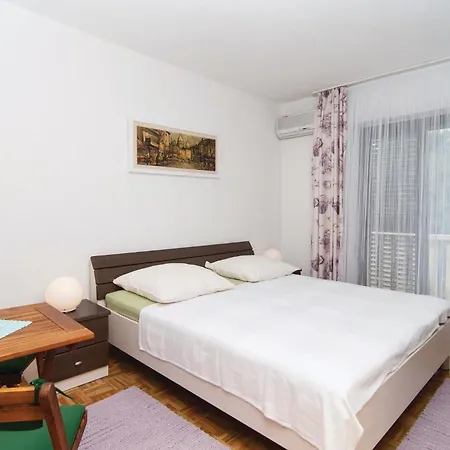 Apartment 13 Supetar